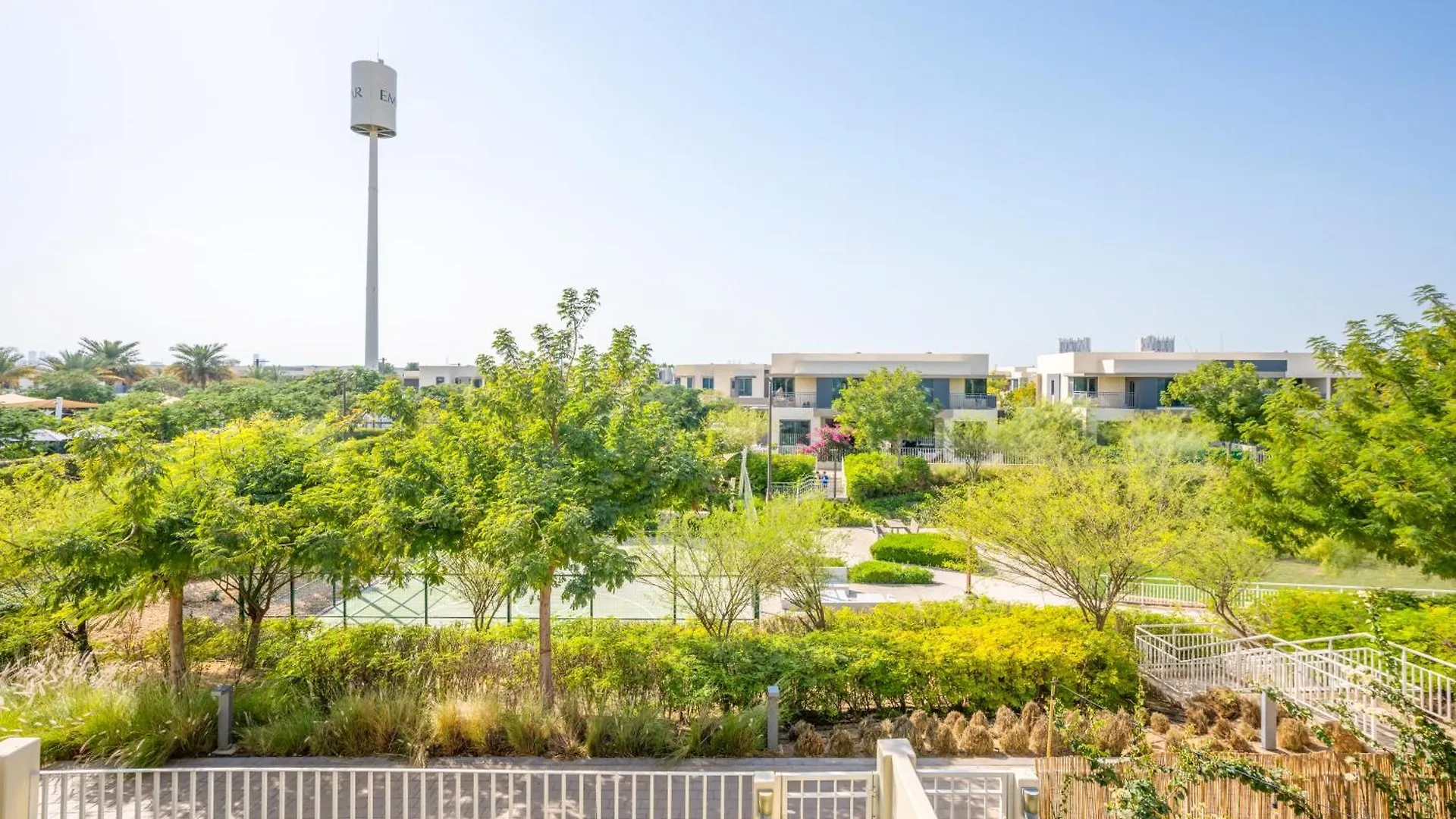 Newarabian Dubai Hillsmaple Villa 0*,