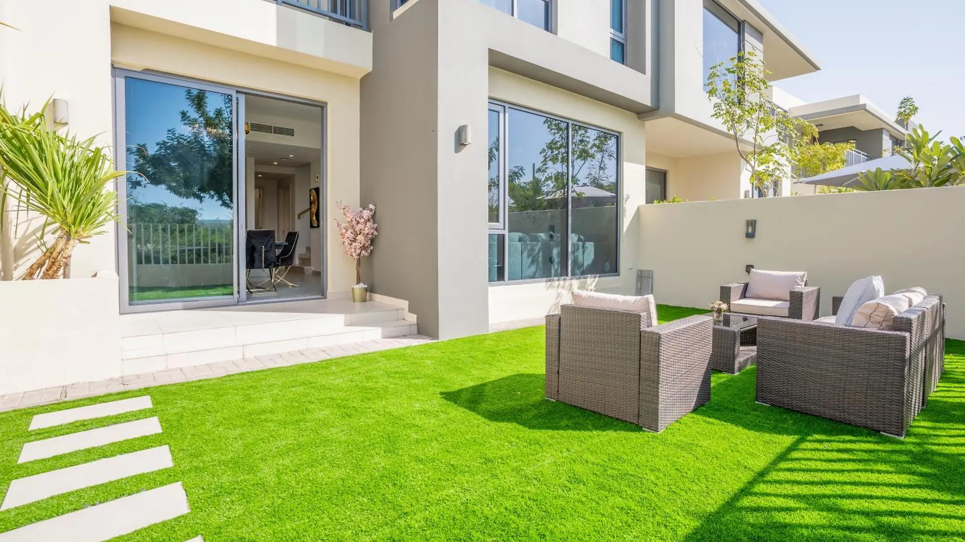 Newarabian Dubai Hillsmaple Villa