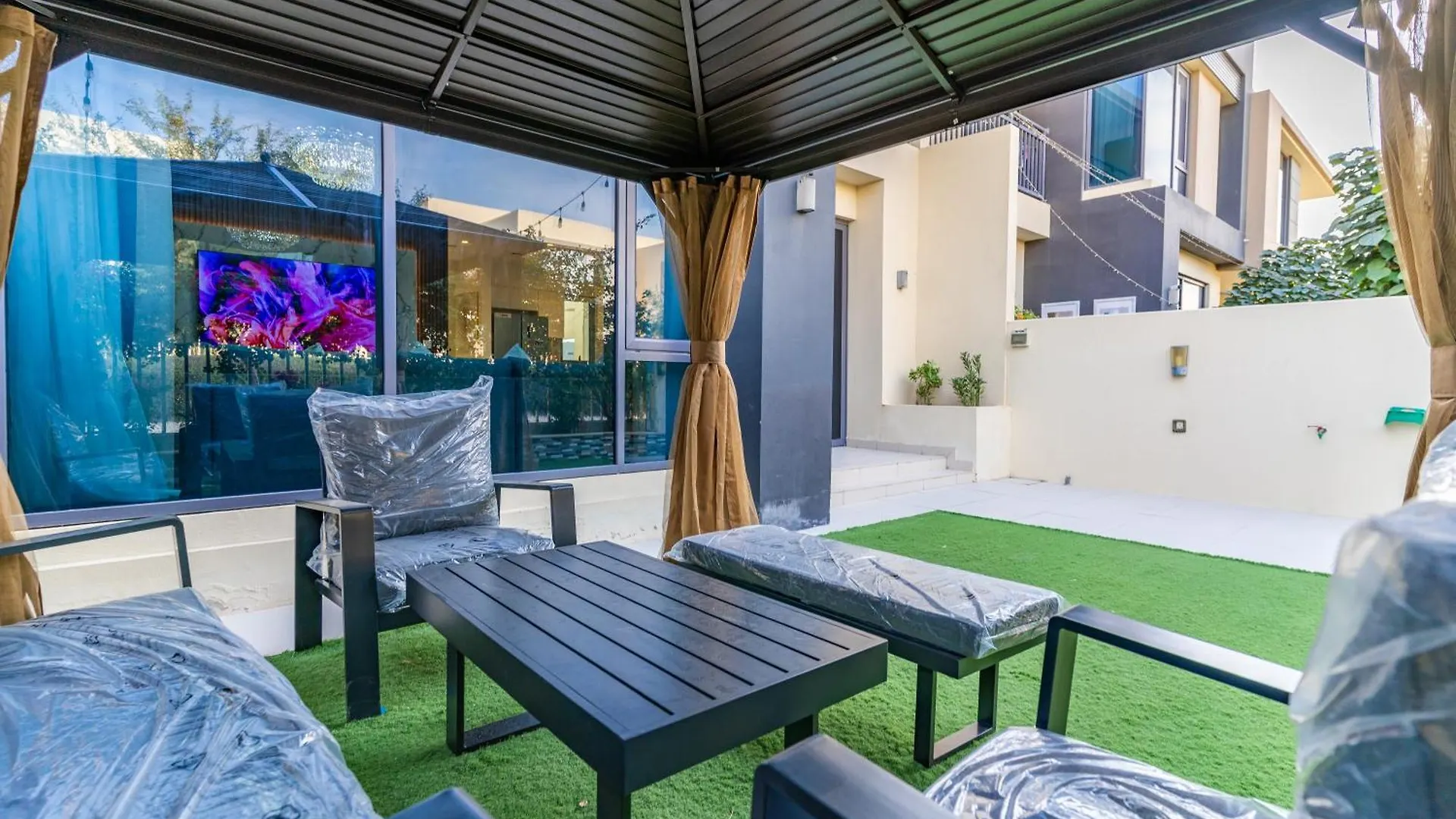 Newarabian Dubai Hillsmaple Villa