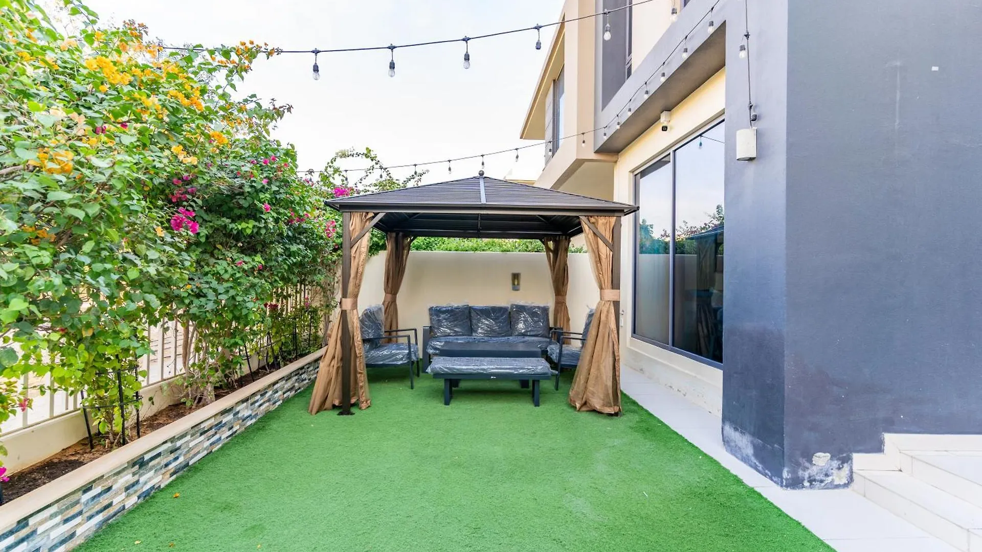 Newarabian Dubai Hillsmaple Villa