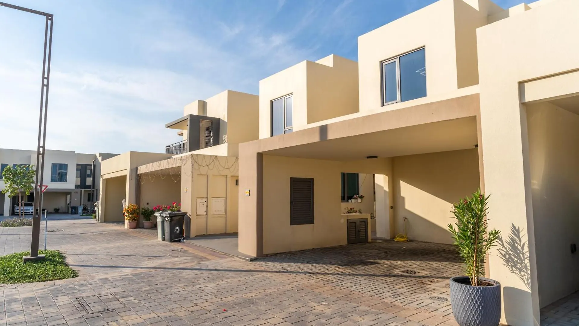 Newarabian Dubai Hillsmaple Villa